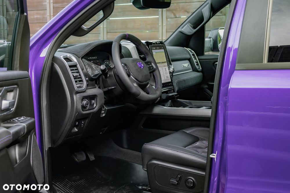 RAM 1500 5.7 Crew Cab Bighorn - 35