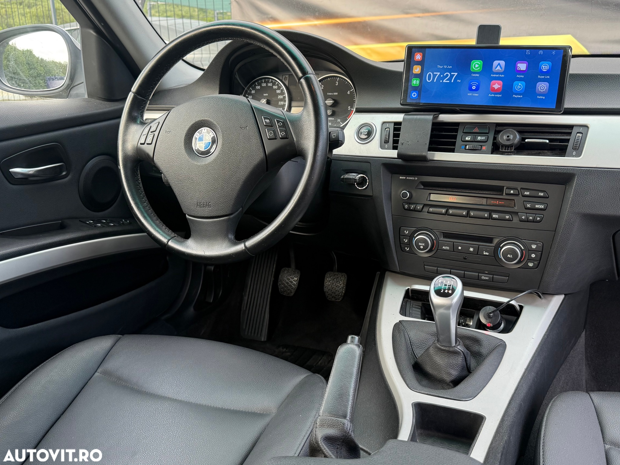 BMW Seria 3 318d DPF Touring - 5