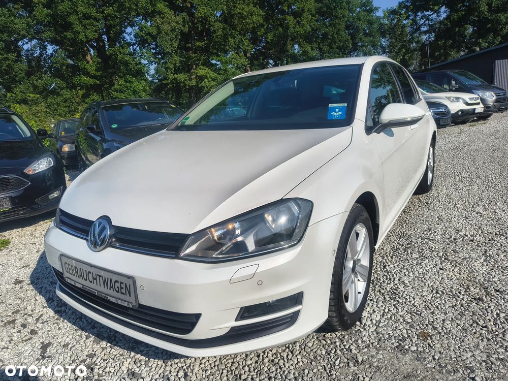 Volkswagen Golf 1.2 TSI BlueMotion Technology Comfortline - 2
