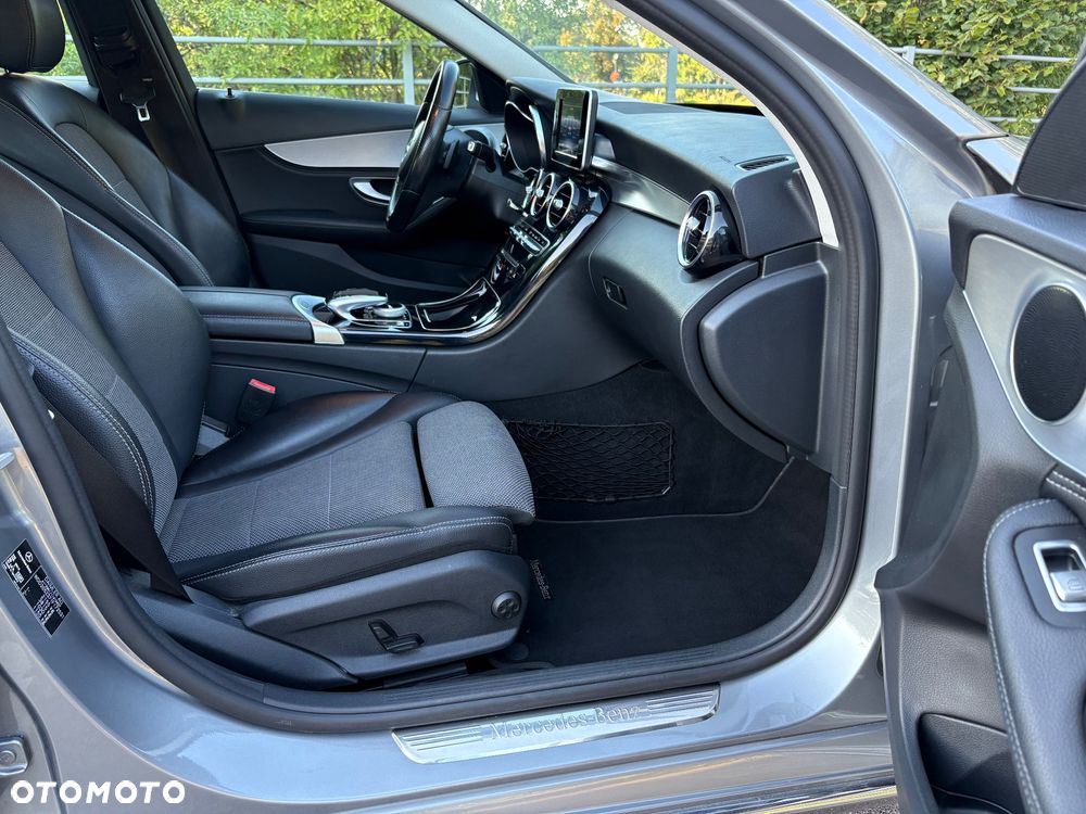 Mercedes-Benz Klasa C 200 (BlueTEC) d T 7G-TRONIC Avantgarde - 13