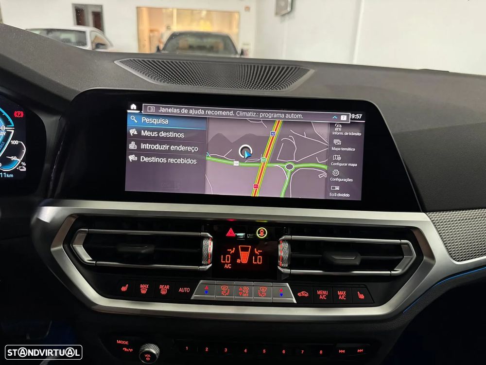 BMW 330 e Touring Pack M Auto - 23