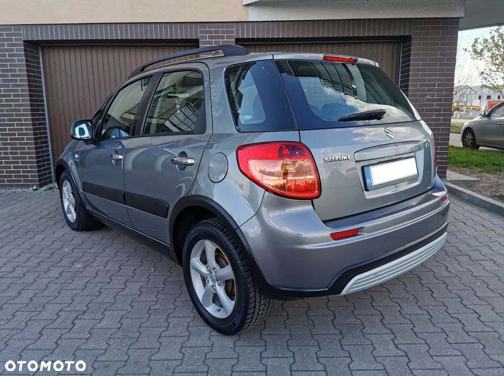 Suzuki SX4 1.9 DDiS DPF Streetline 4x2 Club - 37