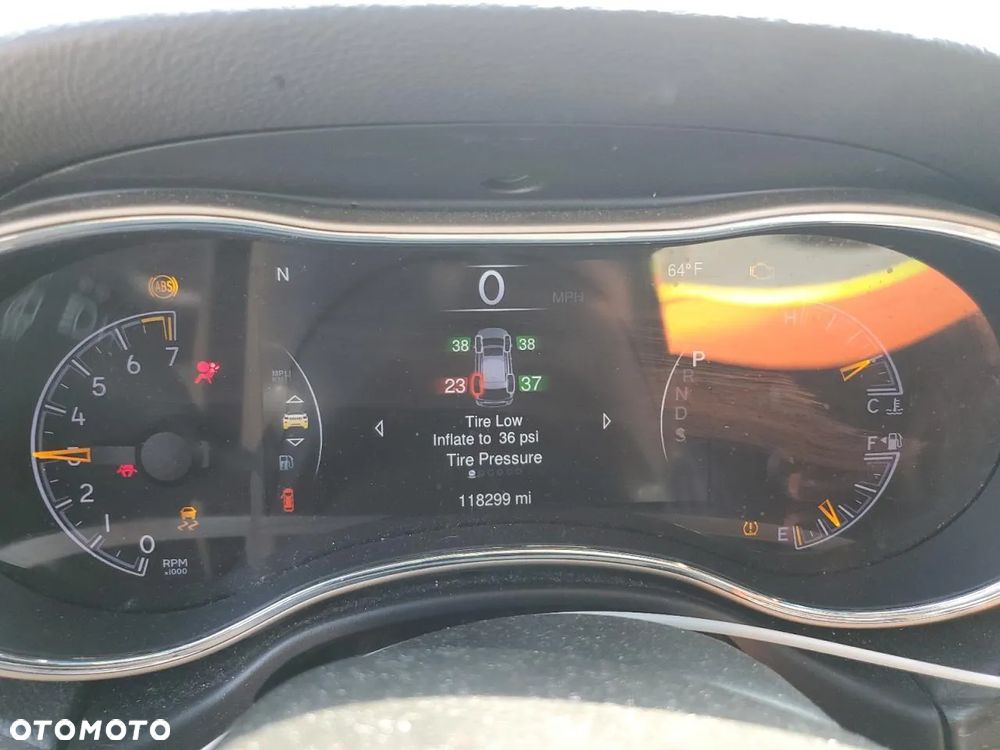 Jeep Grand Cherokee 3.6 V6 Laredo - 9