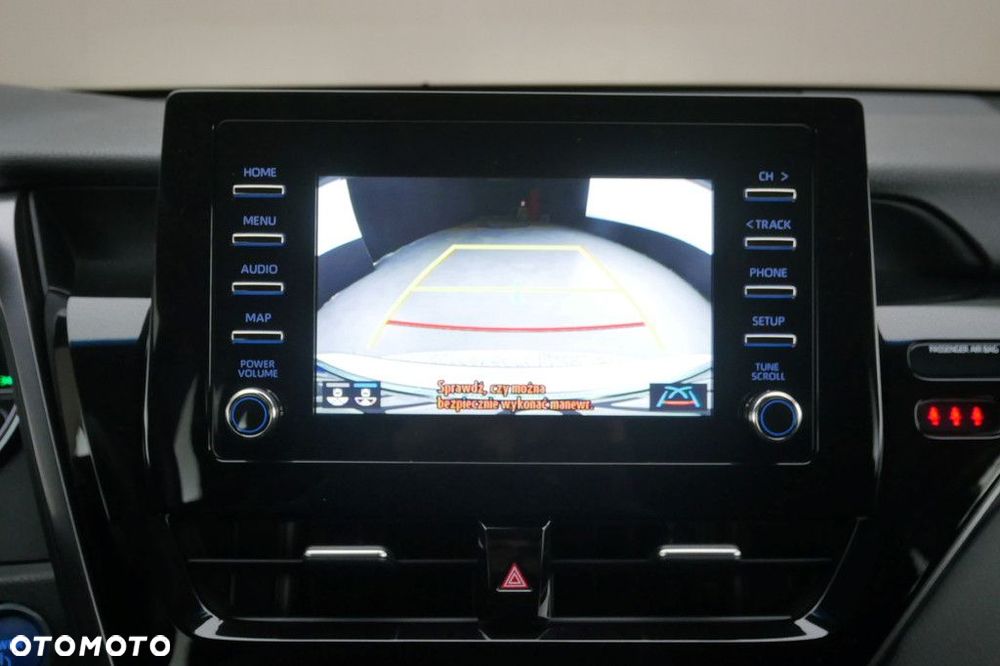 Toyota Camry 2.5 Hybrid Comfort CVT - 18