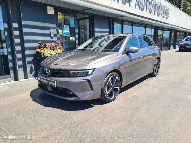 Opel Astra 1.2 T GS - 1