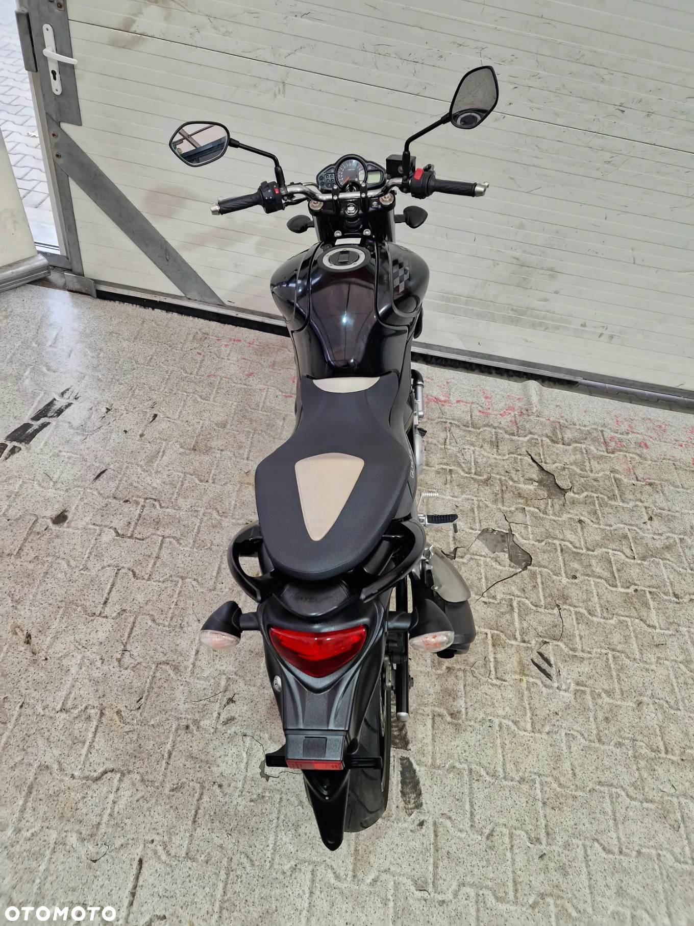 Suzuki Gladius - 23