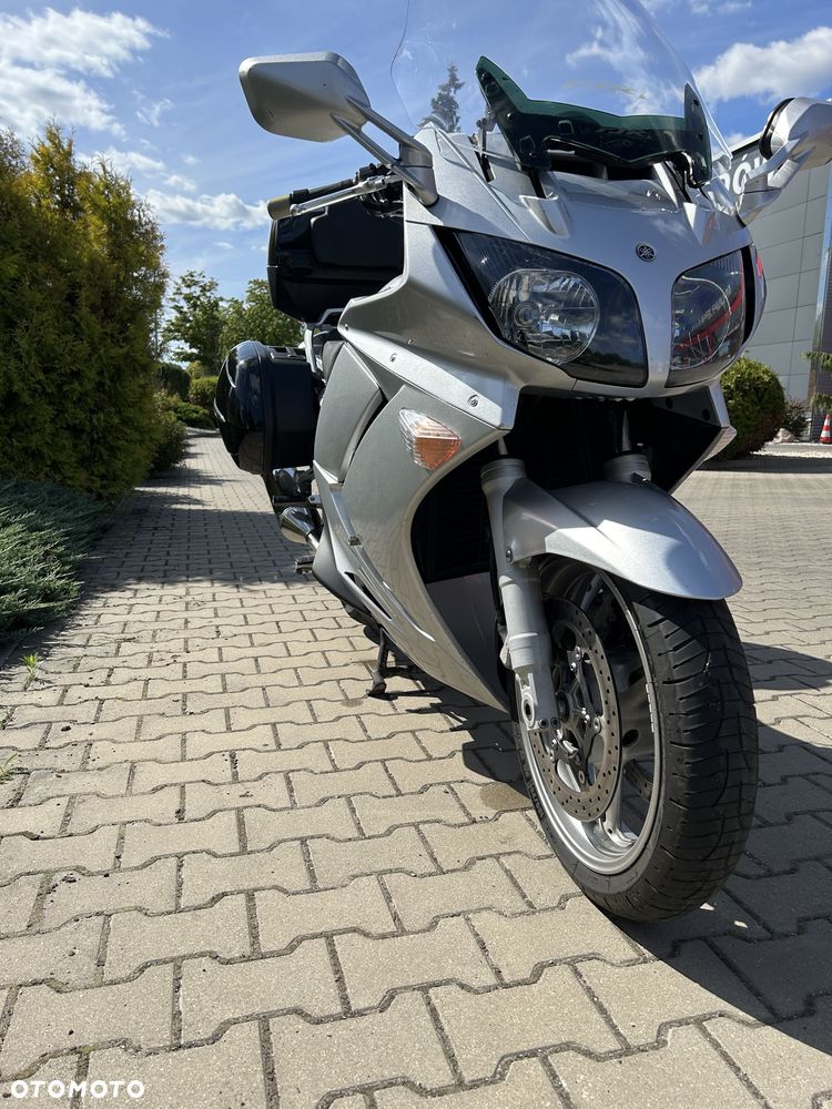 Yamaha FJR - 4