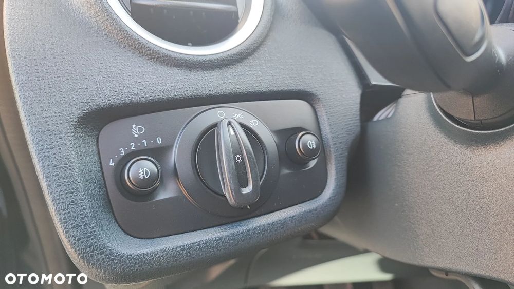 Ford Fiesta 1.25 Champions Edition - 26