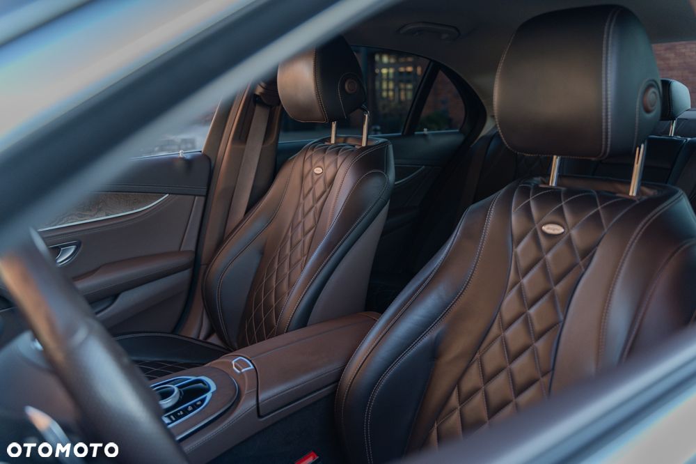 Mercedes-Benz Klasa E 220 d 4-Matic Business Edition 9G-TRONIC - 33
