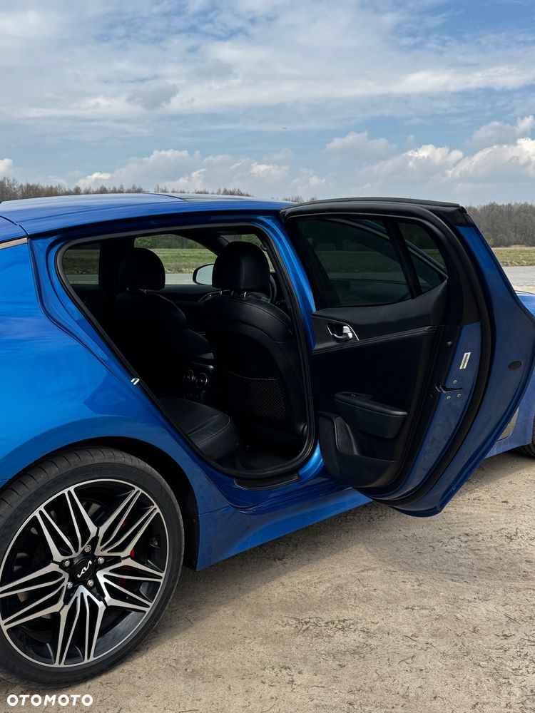 Kia Stinger 3.3 T-GDI AWD OPF GT - 10