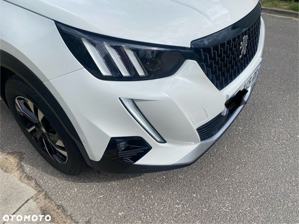 Peugeot 2008 - 10