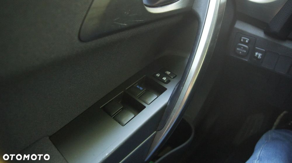 Toyota Auris 1.6 Valvematic Comfort - 19