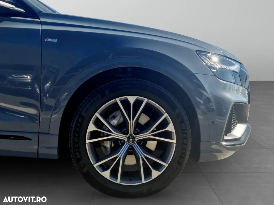 Audi Q8 3.0 55 TFSI quattro Tiptronic MHEV - 9