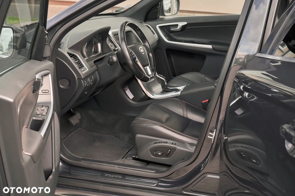 Volvo XC 60 D4 Geartronic Summum - 17