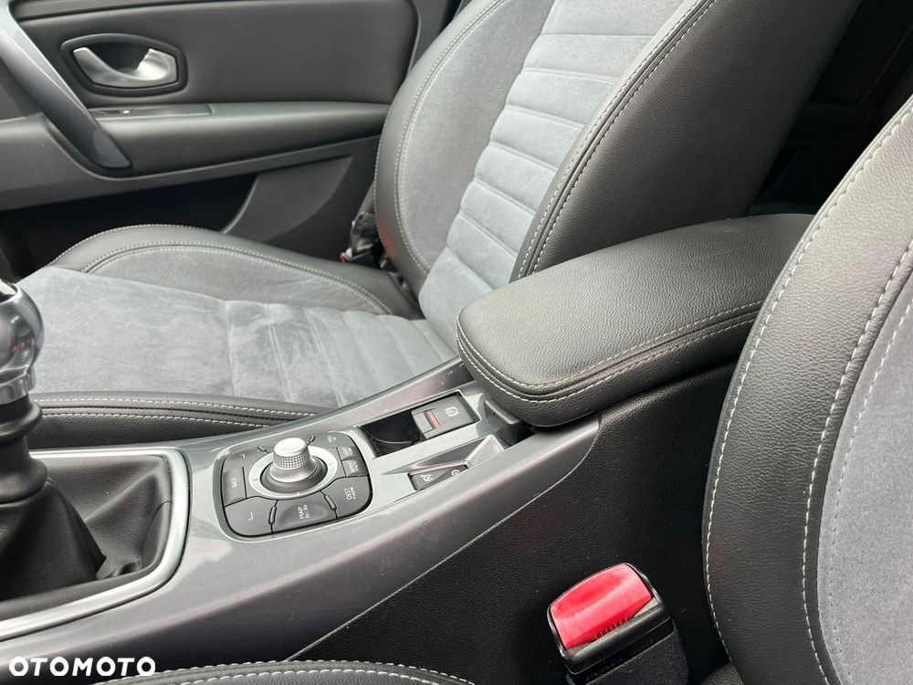 Renault Laguna - 32