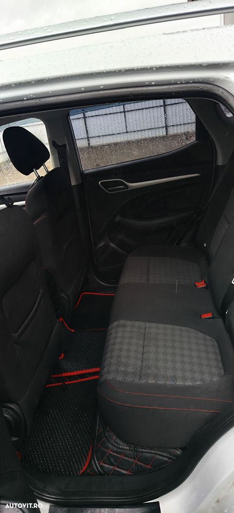 MG ZS 1.5 GSL 5MT Excite - 16