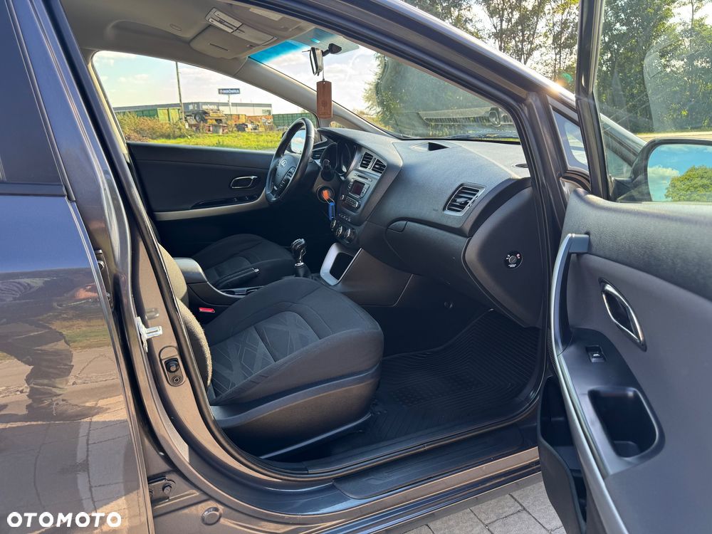 Kia Ceed 1.6 CRDi 128 Dream-Team Edition - 17