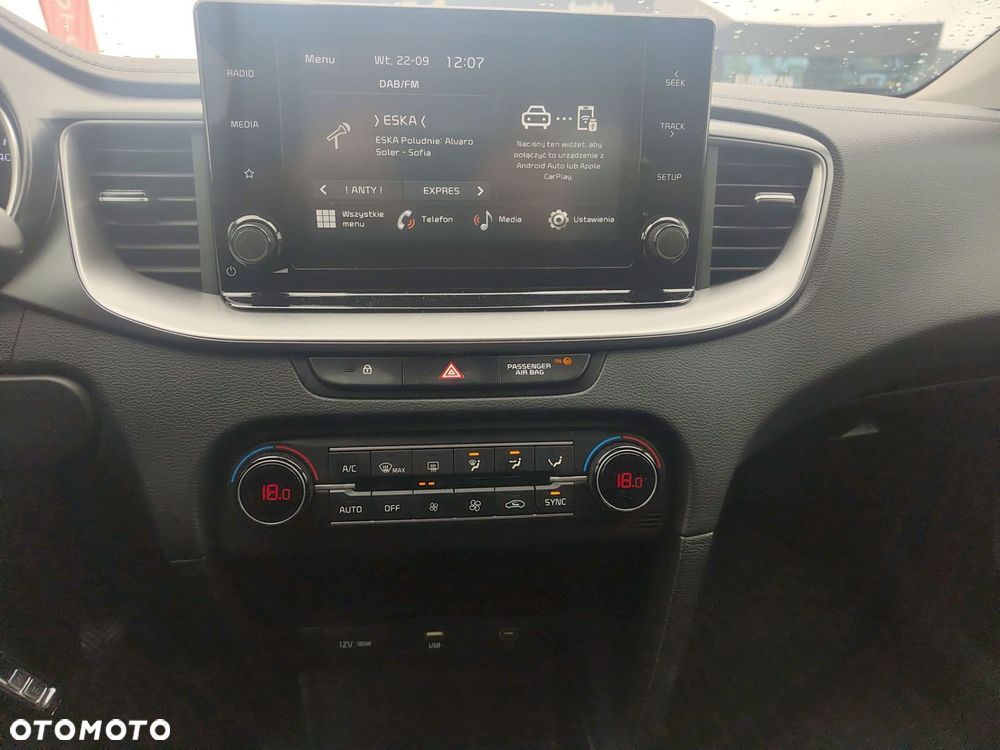 Kia XCeed 1.5 T-GDI M - 26