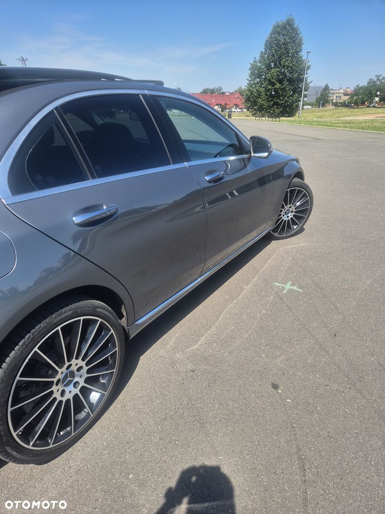 Mercedes-Benz Klasa C 300 7G-TRONIC - 10