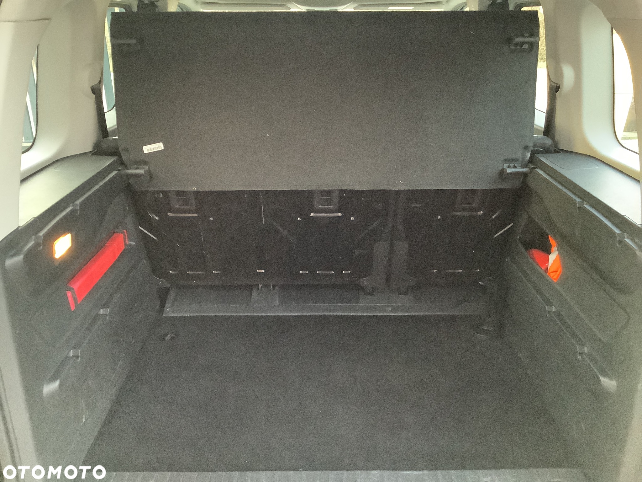 Peugeot Rifter 1.5 BlueHDI Allure Pack S&S - 10