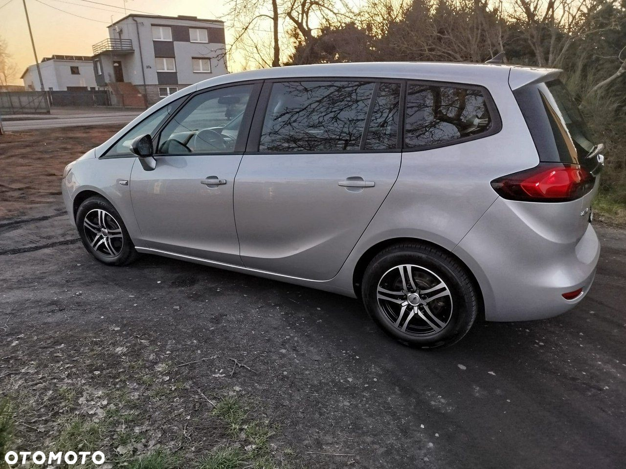 Opel Zafira - 8