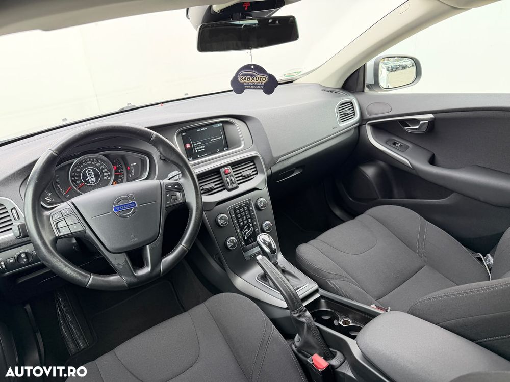 Volvo V40 D2 Powershift Kinetic - 8