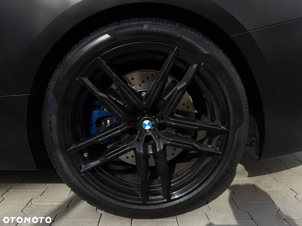 BMW M8 - 13