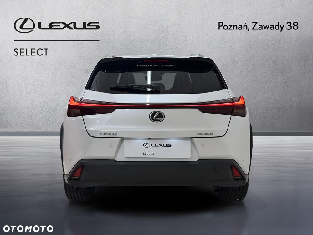 Lexus UX - 7