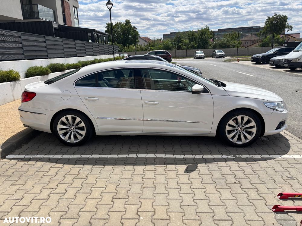 Volkswagen Passat - 10