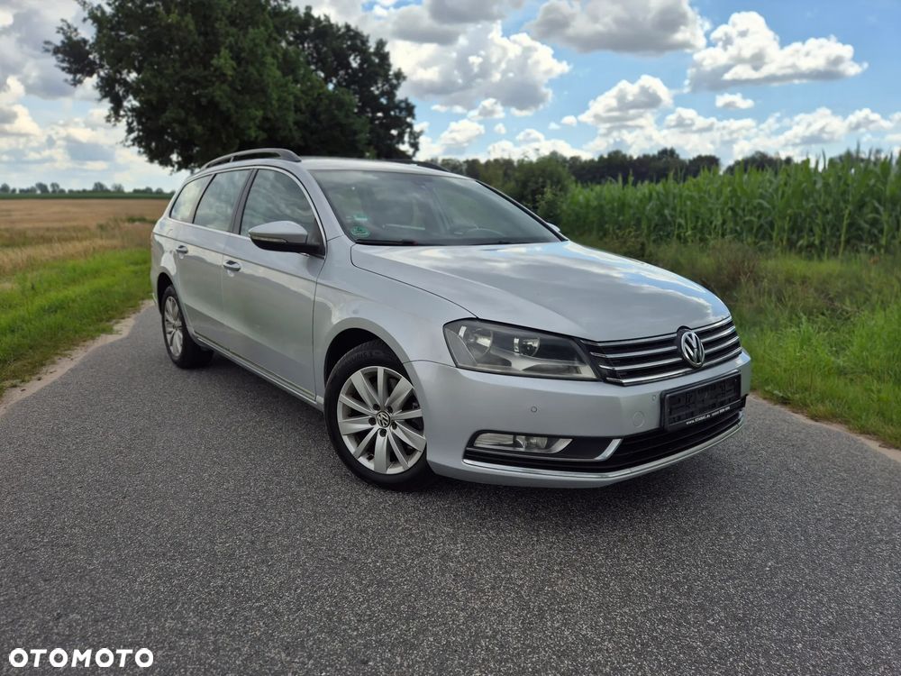 Volkswagen Passat 2.0 TDI DPF DSG Comfortline - 1