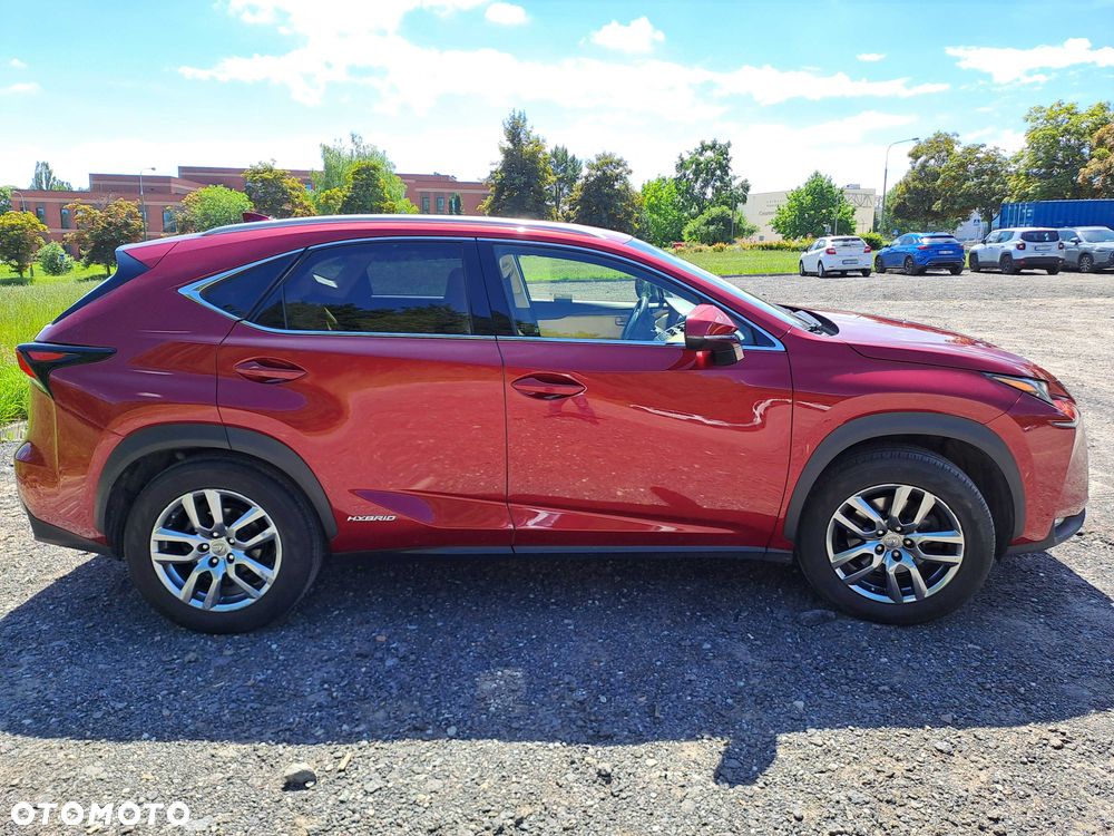 Lexus NX - 4