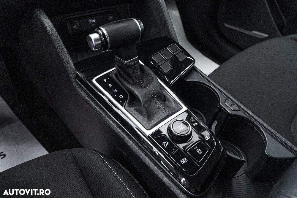 Kia Sportage 1.6 DSL MHEV 7DCT HP 4x2 Business Line - 17