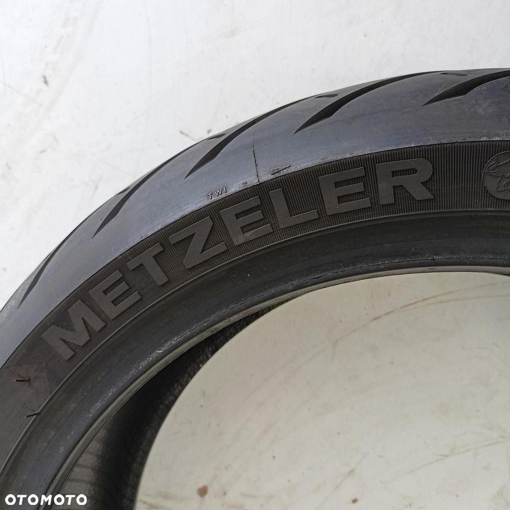 OPONA MOTOR 180/55/17 METZELER (H145) - 2