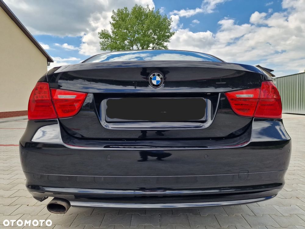 BMW Seria 3 320d xDrive - 4