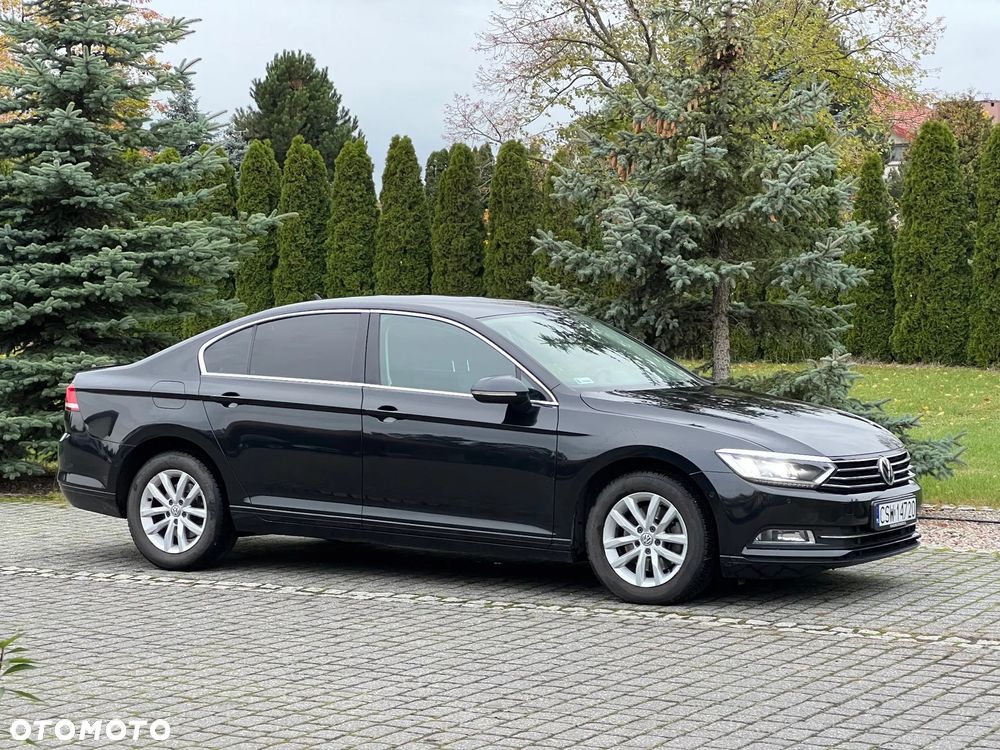 Volkswagen Passat 1.6 TDI SCR DSG - 5