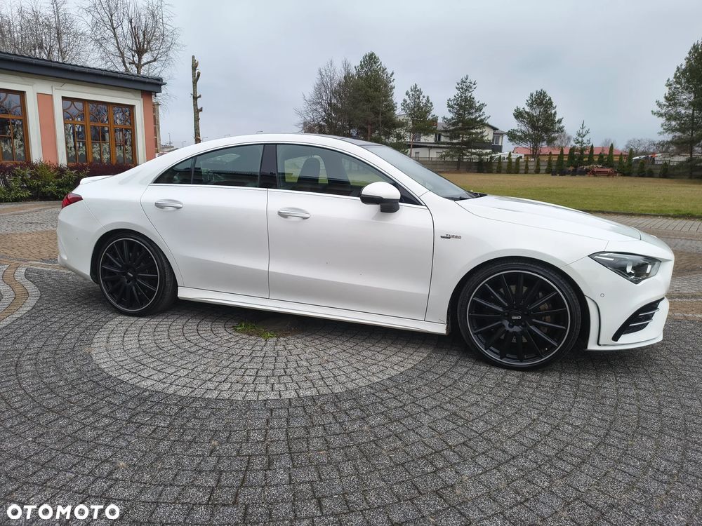 Mercedes-Benz CLA AMG 35 4Matic B AMG Speedshift 7G-DCT - 10