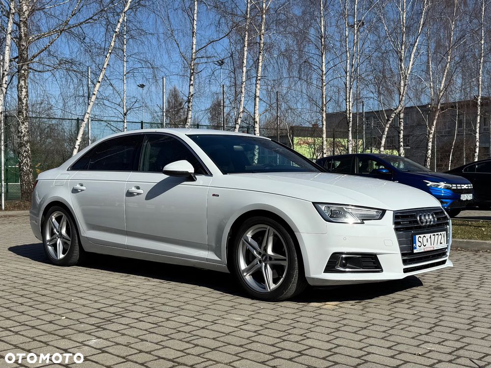 Audi A4 Limousine - 1