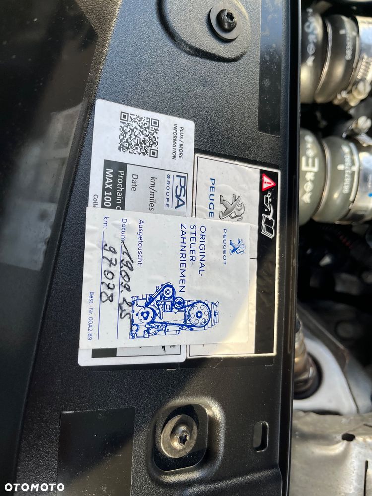 Peugeot 2008 PureTech 130 EAT8 Allure Pack - 38