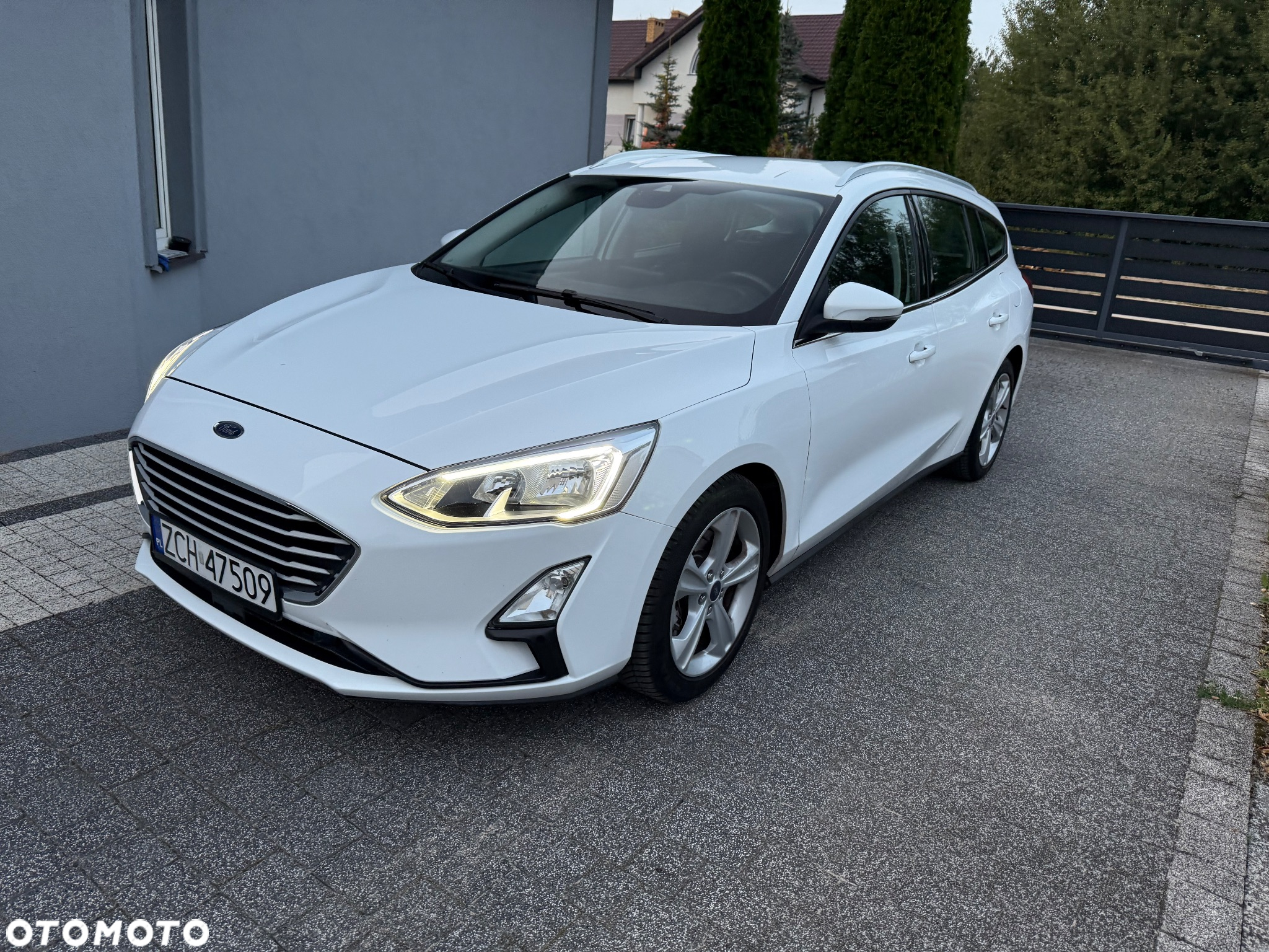 Ford Focus Turnier 1.5 EcoBlue Start-Stopp-System TREND - 27