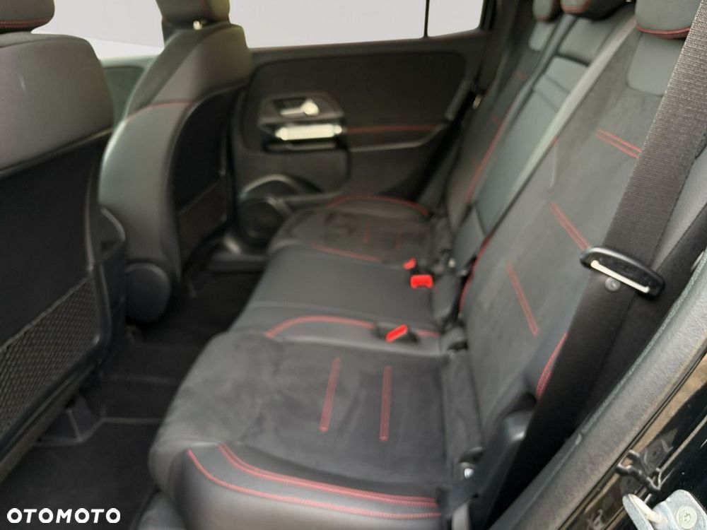 Mercedes-Benz GLB - 26