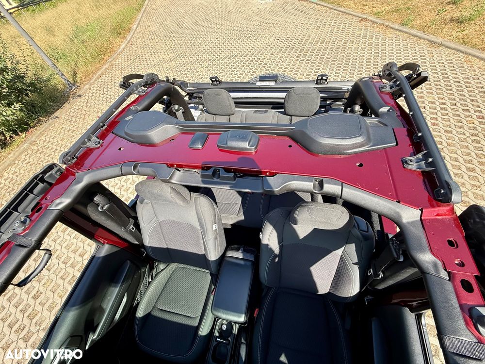 Jeep Wrangler - 27