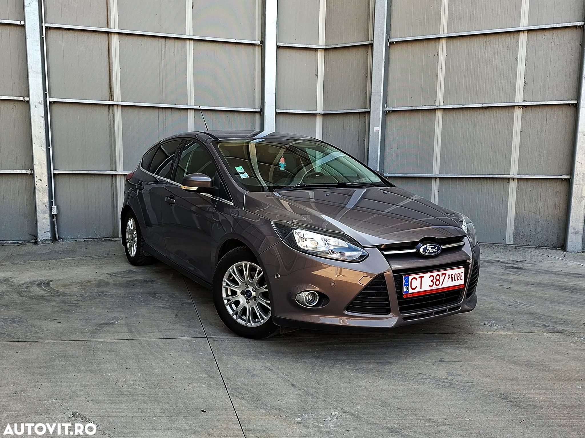Ford Focus 1.6 TDCI DPF Titanium - 1
