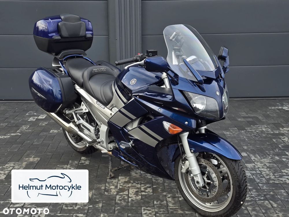 Yamaha FJR - 2