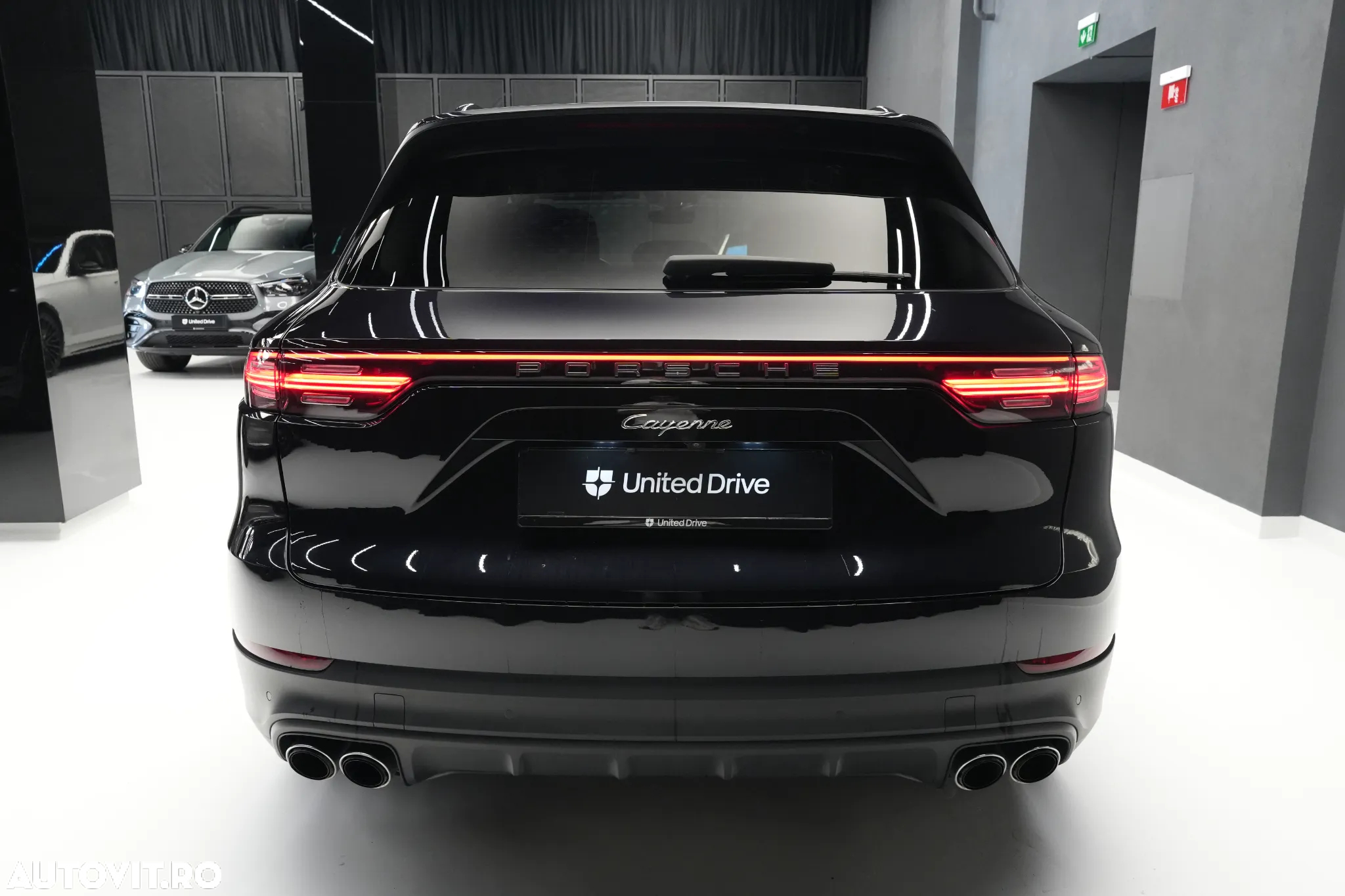 Porsche Cayenne Standard - 21