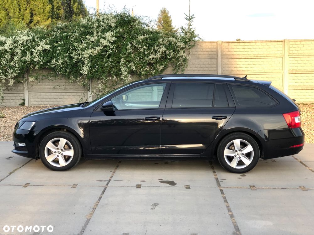 Skoda Octavia 2.0 TDI Ambition DSG - 3