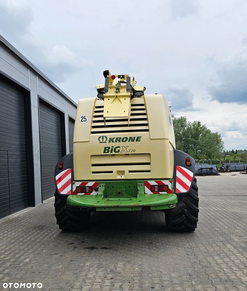 Krone BIG X 770 - 4