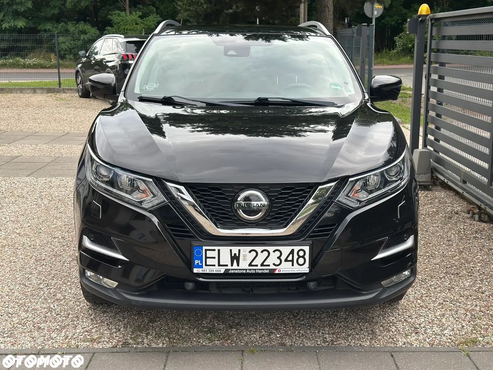 Nissan Qashqai 1.6 DIG-T N-Connecta - 1