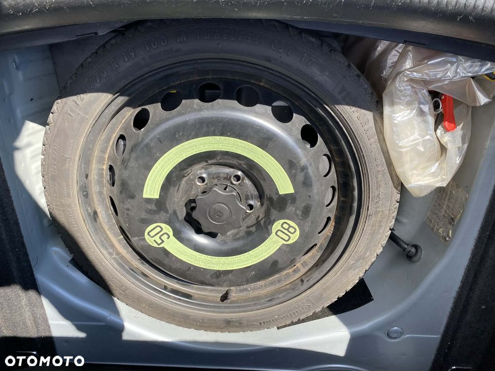 Audi A4 Limousine - 37