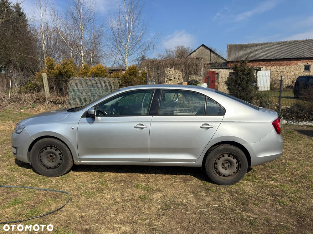 Skoda RAPID Spb 1.6 TDI DPF Ambition Max - 5