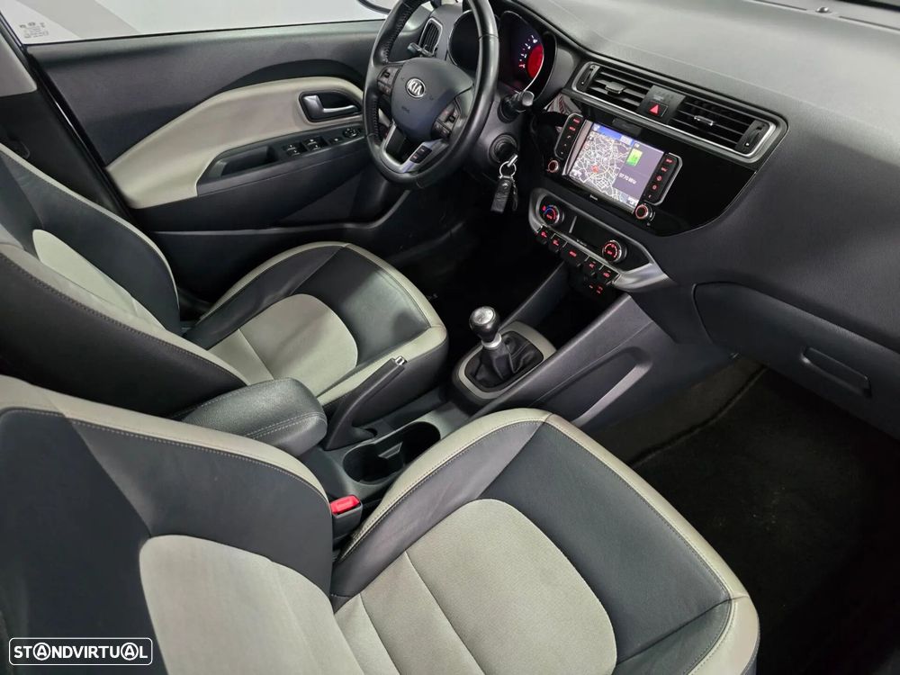 Kia Rio 1.2 CVVT Prime - 23